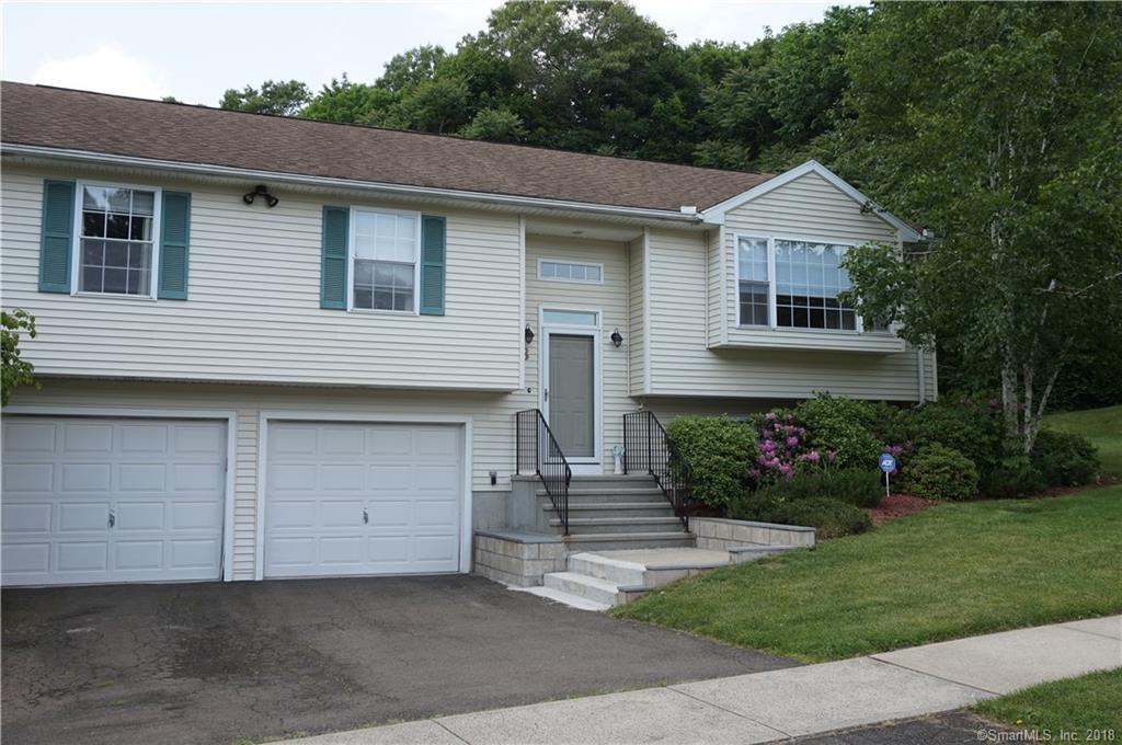 8 Pelham Avenue - Photo 1