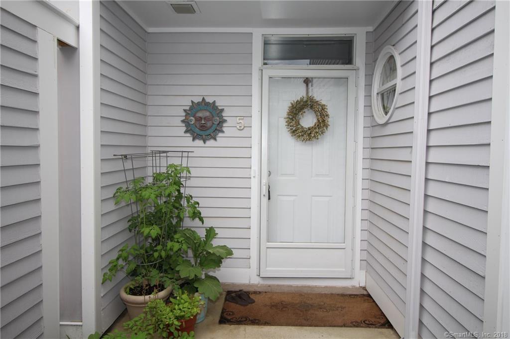 5 Woodbury Place - Photo 1