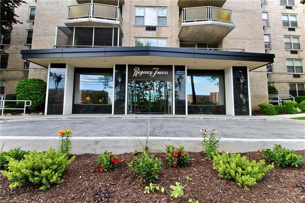 1 Strawberry Hill Court - Photo 1