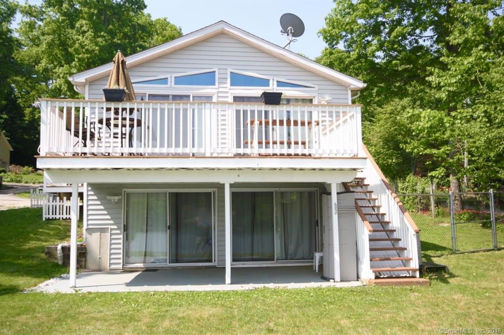 211 Maple Drive - Photo 1