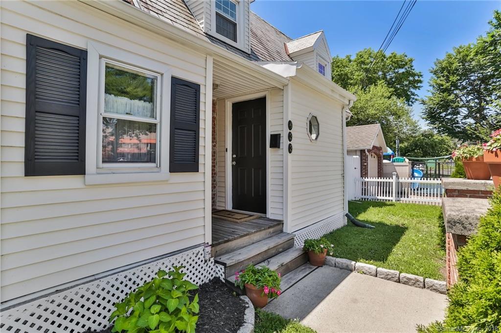 433 Grasmere Avenue - Photo 1