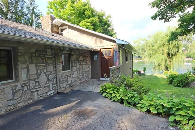 17 Great Meadow Road - Photo 1