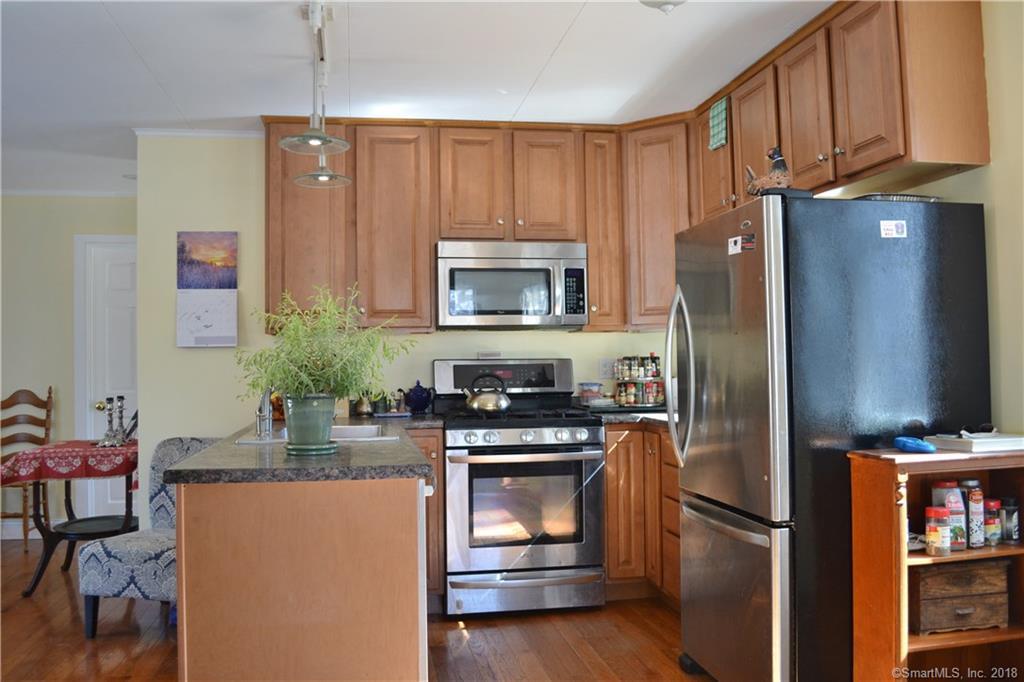 8 Laurel Drive - Photo 1