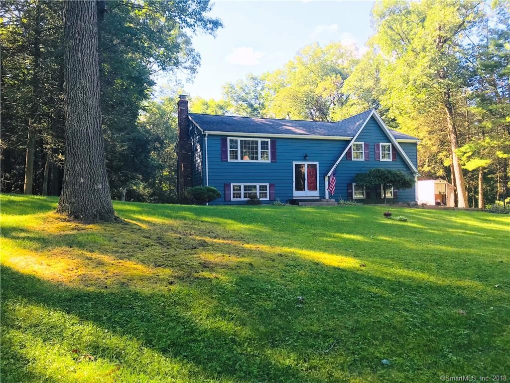 19 Horseshoe Drive - Photo 1