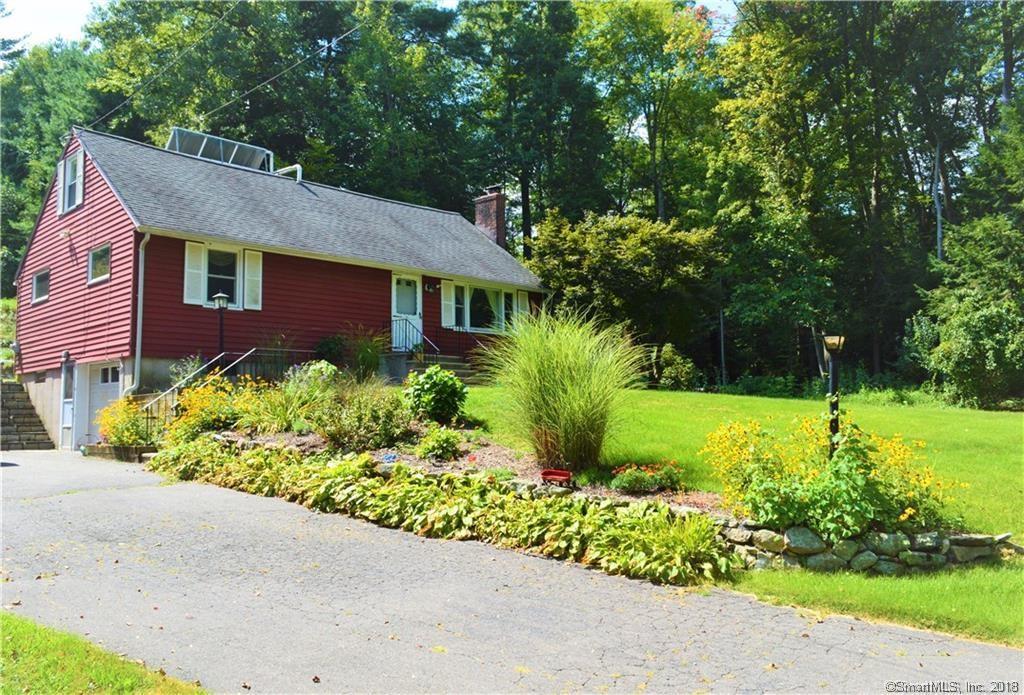 21 Willard Street - Photo 1