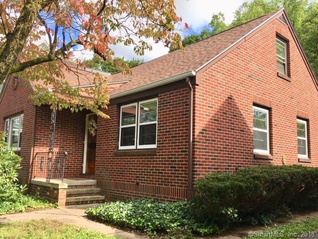 122 Whittlesey Avenue - Photo 1