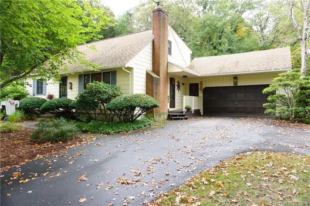 7 Catherine Drive - Photo 1
