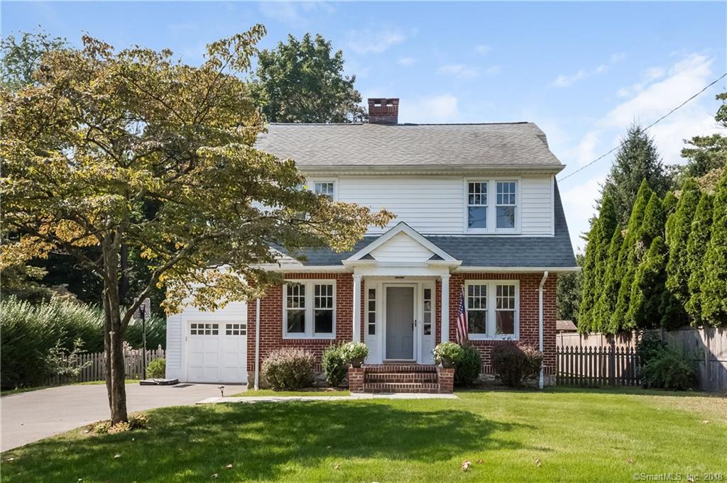 8 Garden City Road - Photo 1