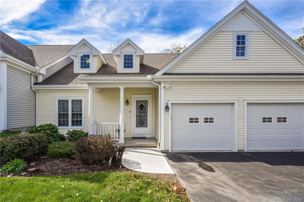 22 Forest Glen Drive - Photo 1