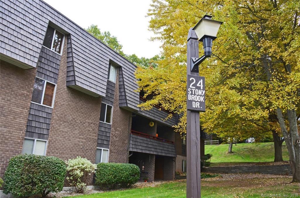24 Stony Brook Drive - Photo 1