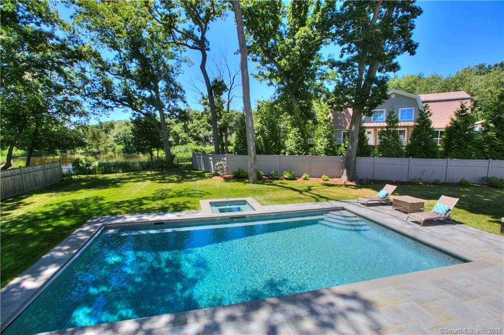 2 Pier Way Landing - Photo 1