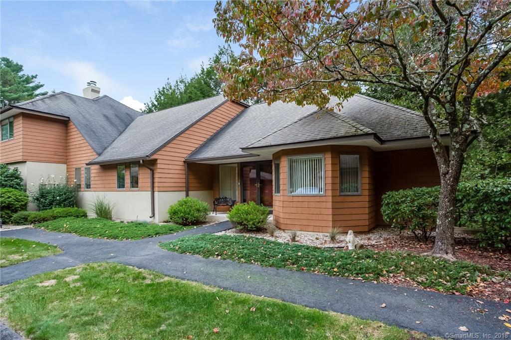 15 Caramoor Park - Photo 1