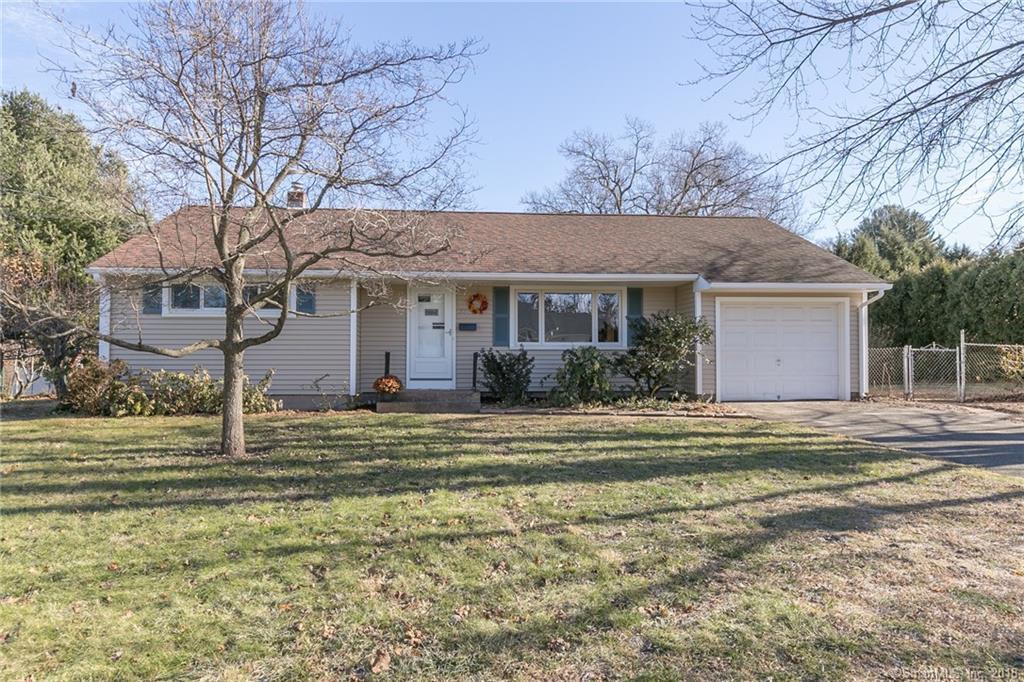 22 Holiday Lane - Photo 1