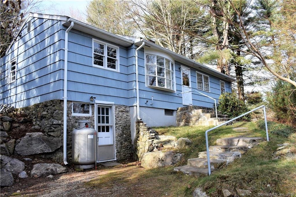 11 Richmond Road - Photo 1