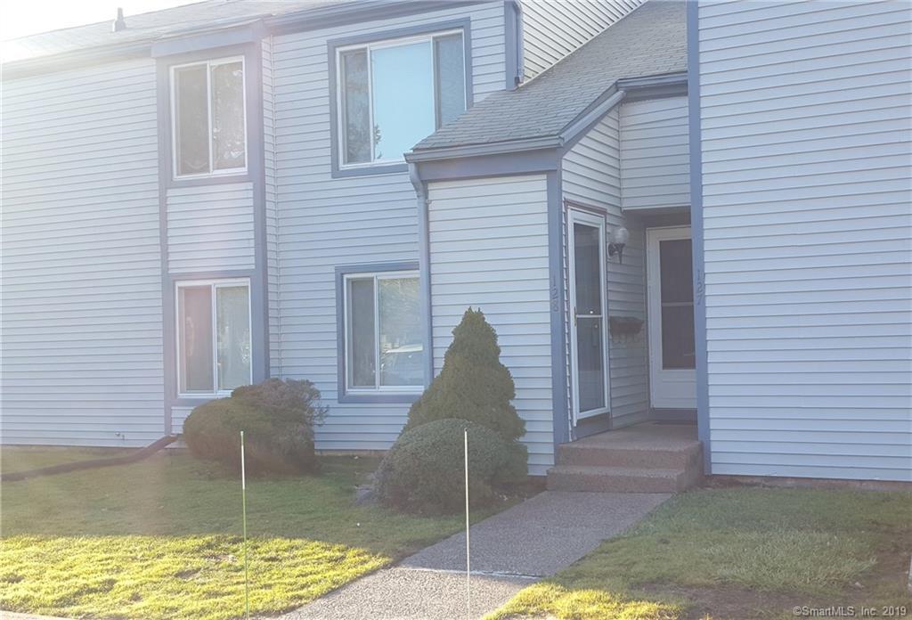128 Candlewood Drive - Photo 1