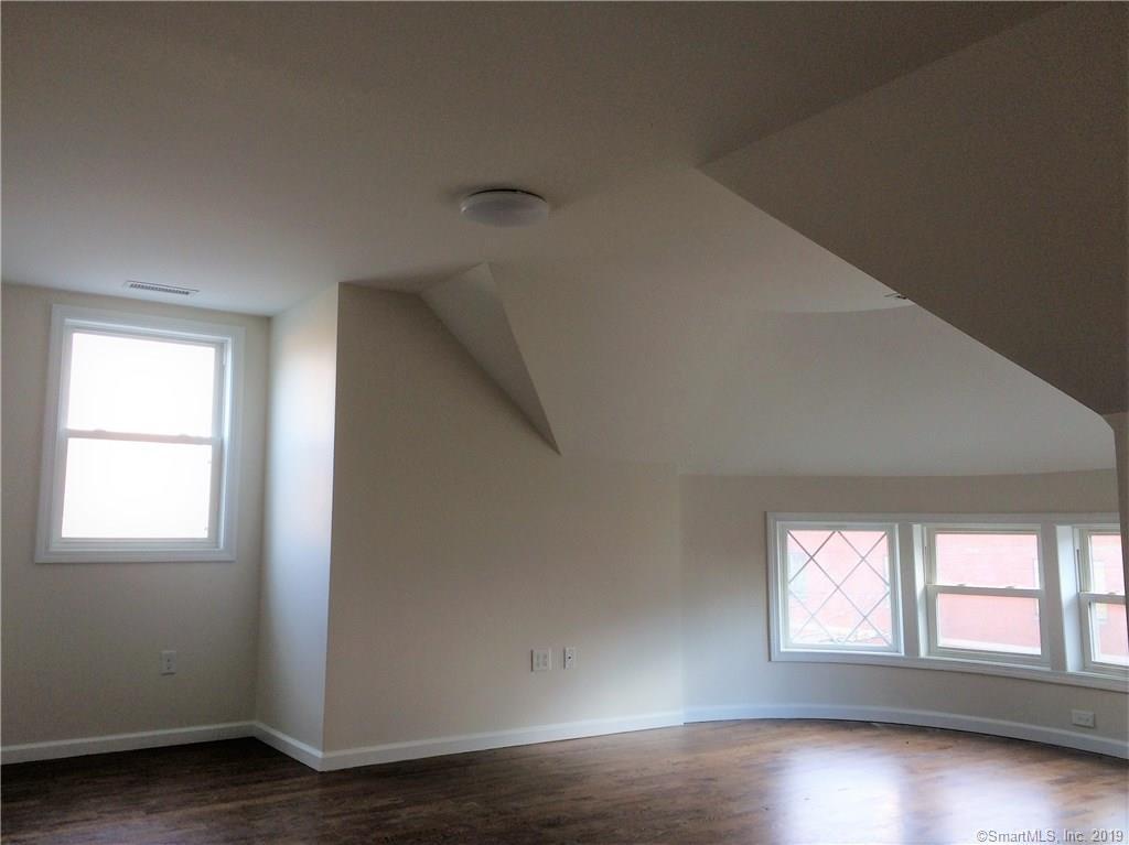 1435 Chapel Street - Photo 1