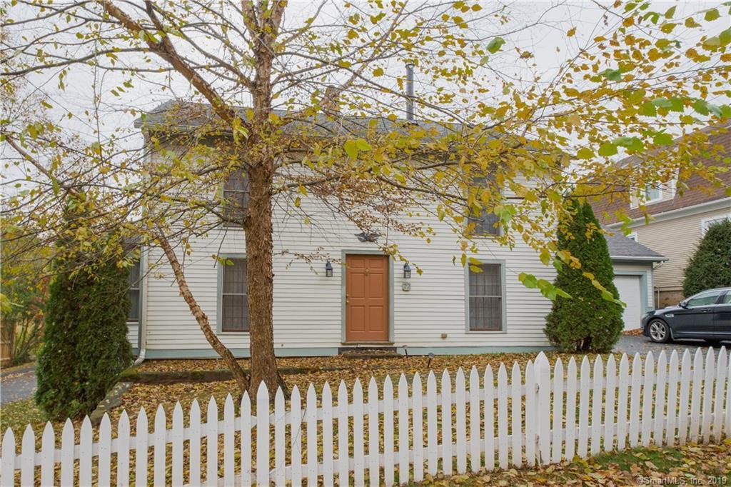 22 Old Hartford Avenue - Photo 1