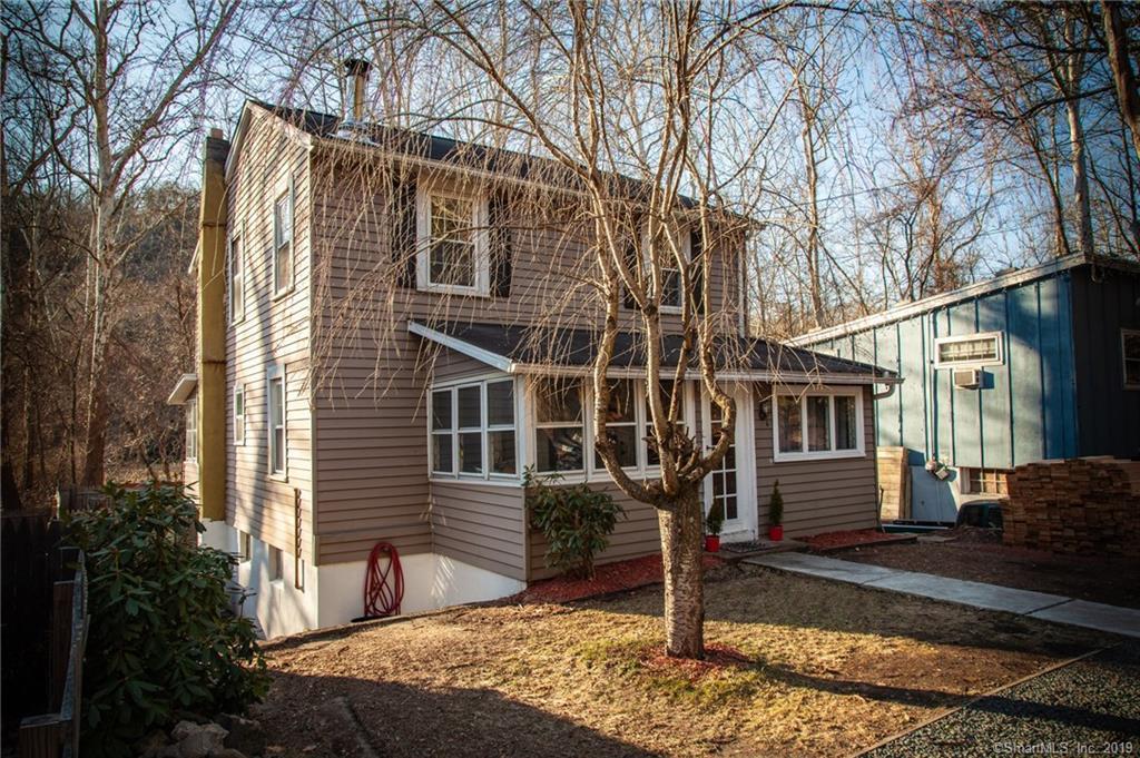 553 Roosevelt Drive - Photo 1