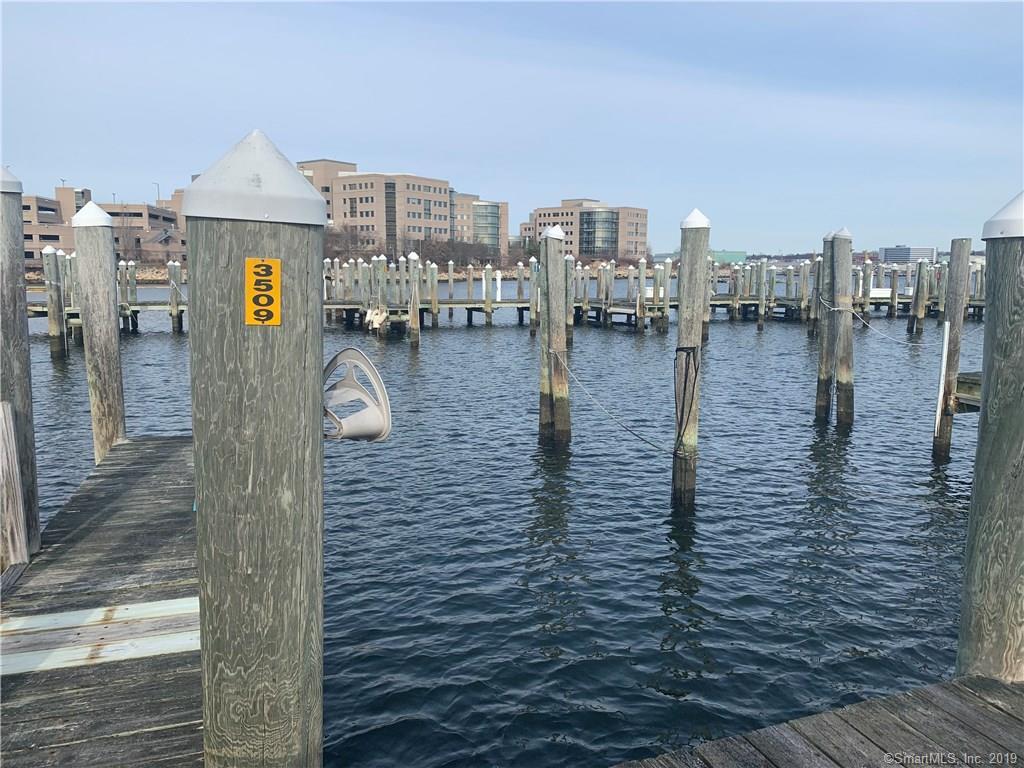 100 Pequot Avenue - Photo 1