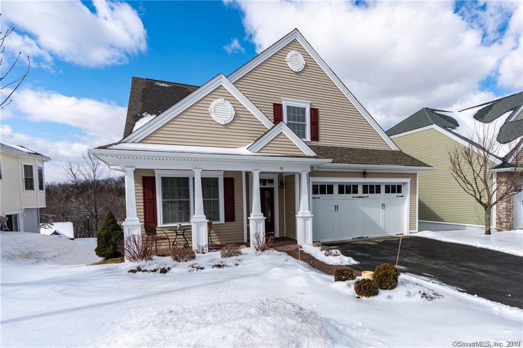 10 Dogwood Lane - Photo 1