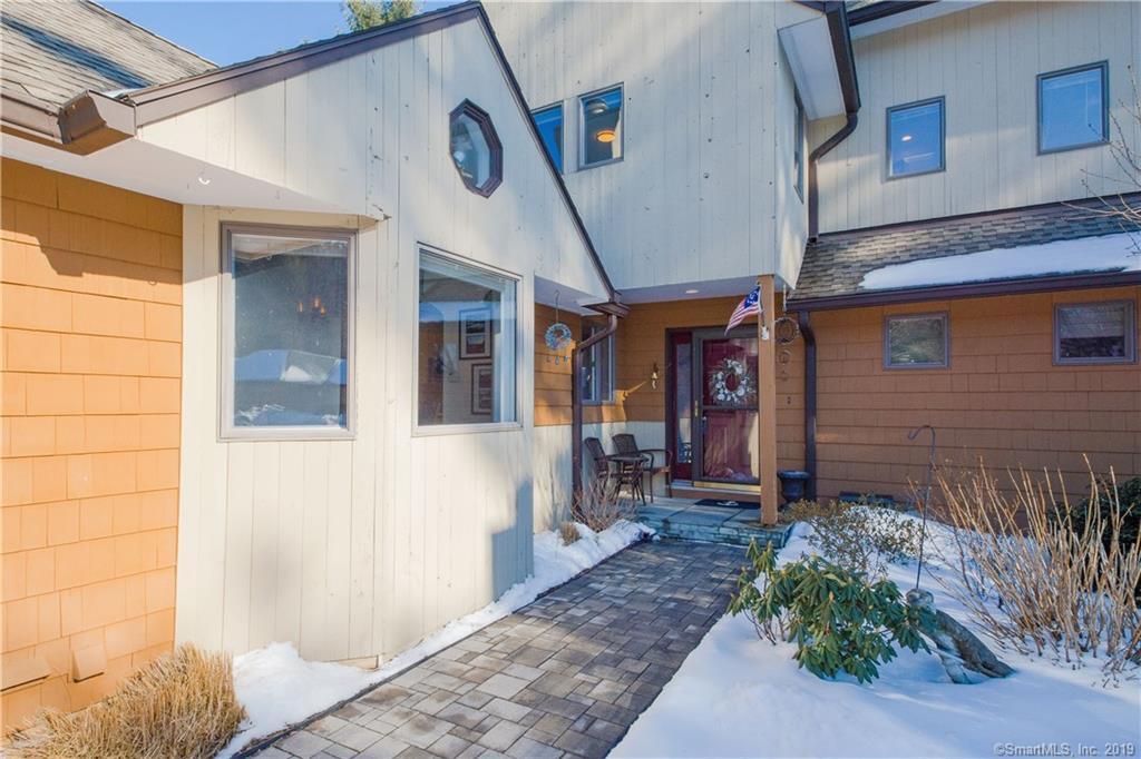 14 Wyndcliffe Park - Photo 1