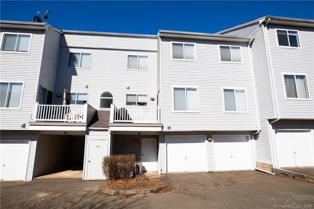 82 Staffordshire Commons Drive - Photo 1