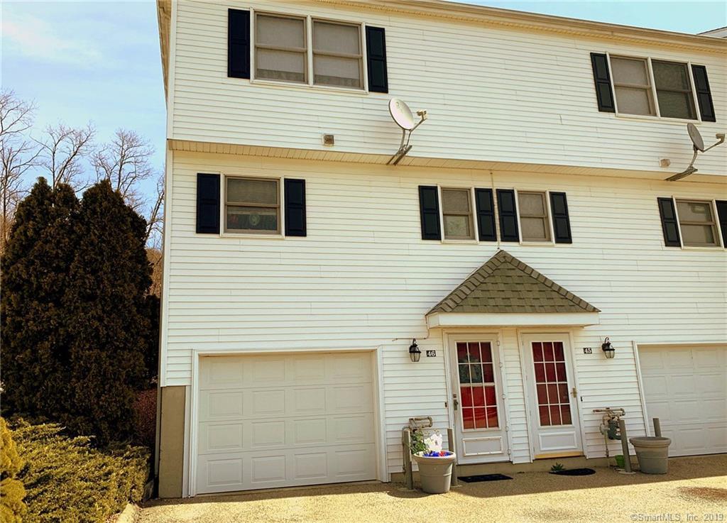 46 Commodore Commons - Photo 1