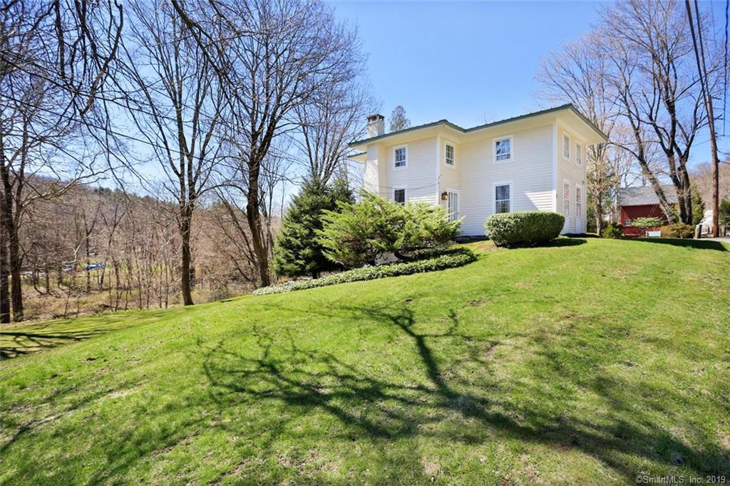 35 Weekeepeemee Road - Photo 1