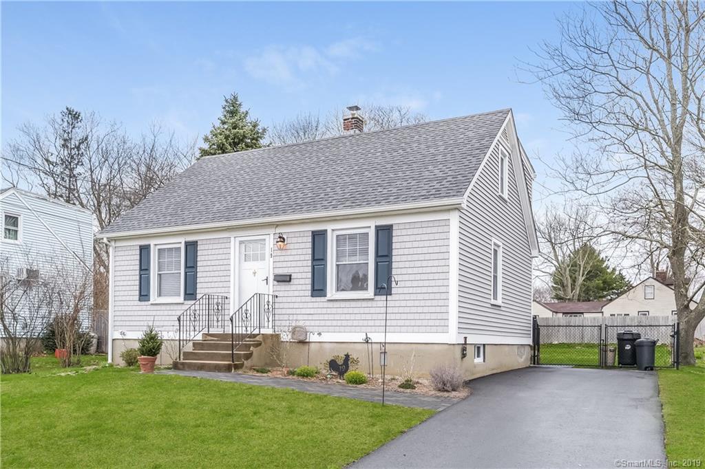 19 Soundview Road - Photo 1