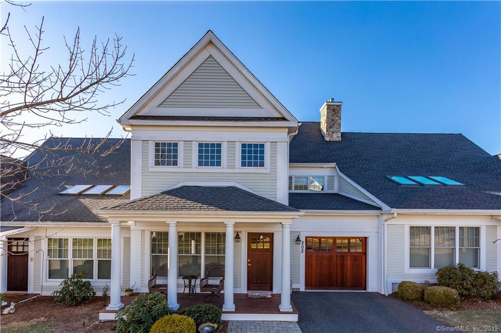 202 Strawberry Lane - Photo 1