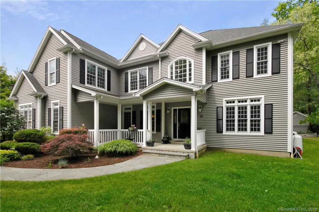 16 Maple Avenue - Photo 1