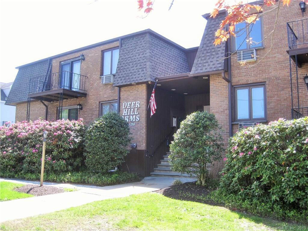 136 Deer Hill Avenue - Photo 1