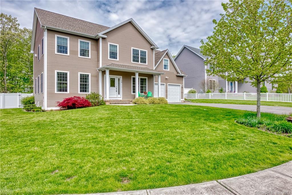 16 Jennifer Lane - Photo 1