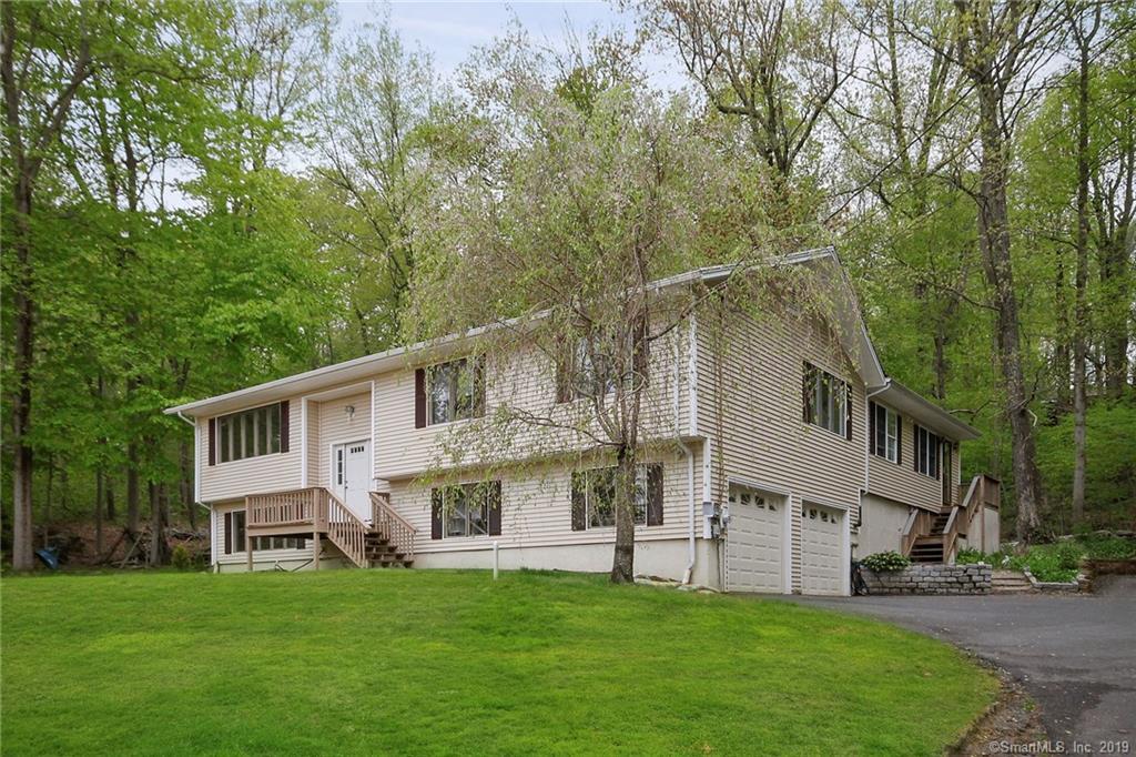 86 Fairlane Drive - Photo 1