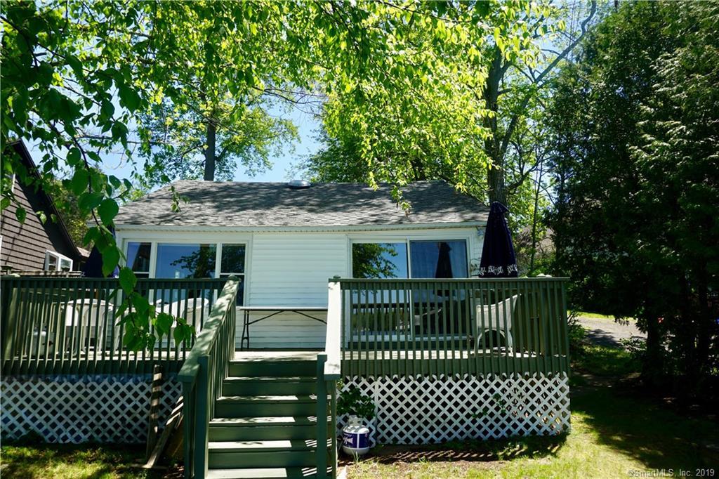 13 Hawthorne Road - Photo 1