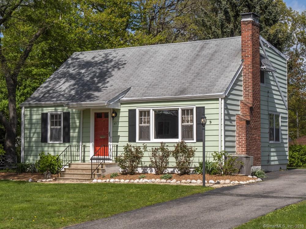 82 Canterbury Lane - Photo 1