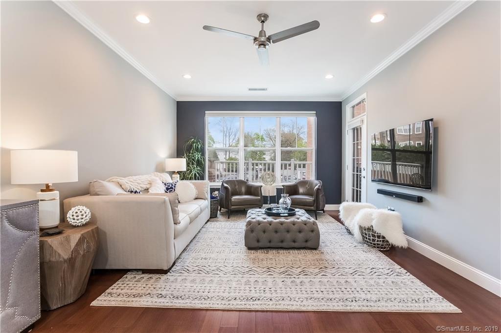 850 Main Street - Photo 1