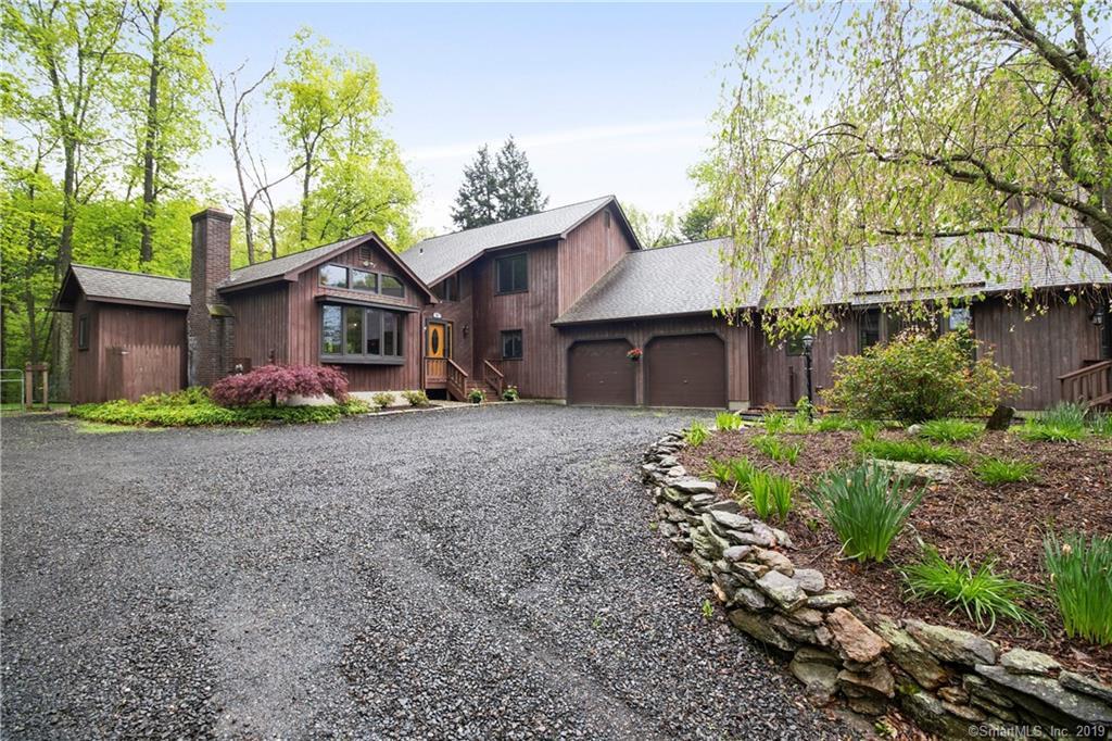 9 Deep Woods Lane - Photo 1