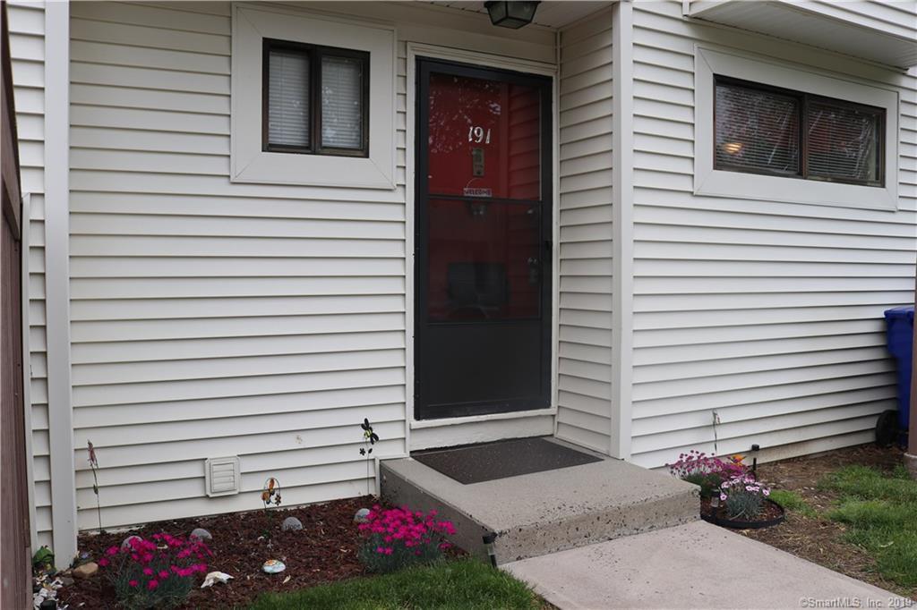 19 Woodland Avenue - Photo 1
