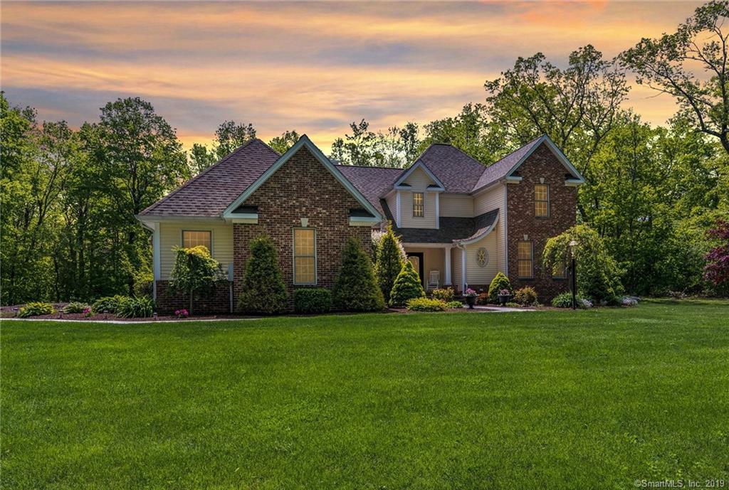 33 Bachelor Oak Road - Photo 1