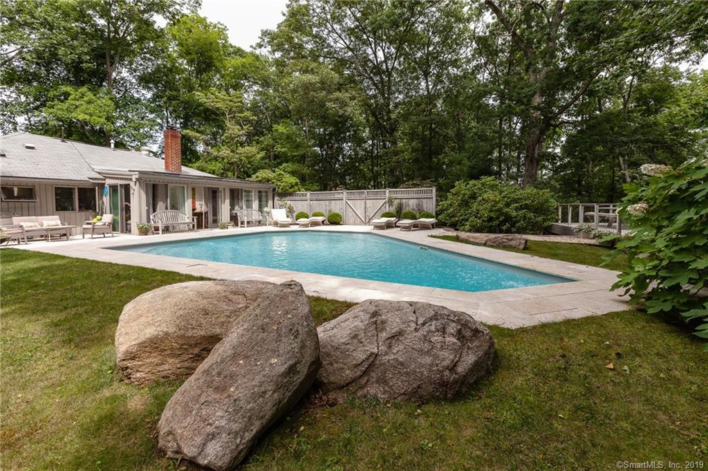 30 Reeves Avenue - Photo 1