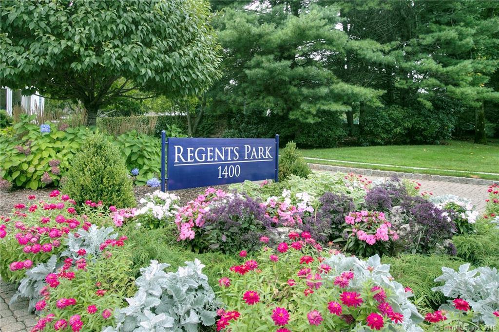 12 Regents Park - Photo 1