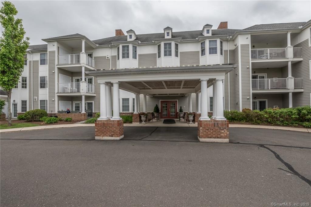25 Cassandra Boulevard - Photo 1
