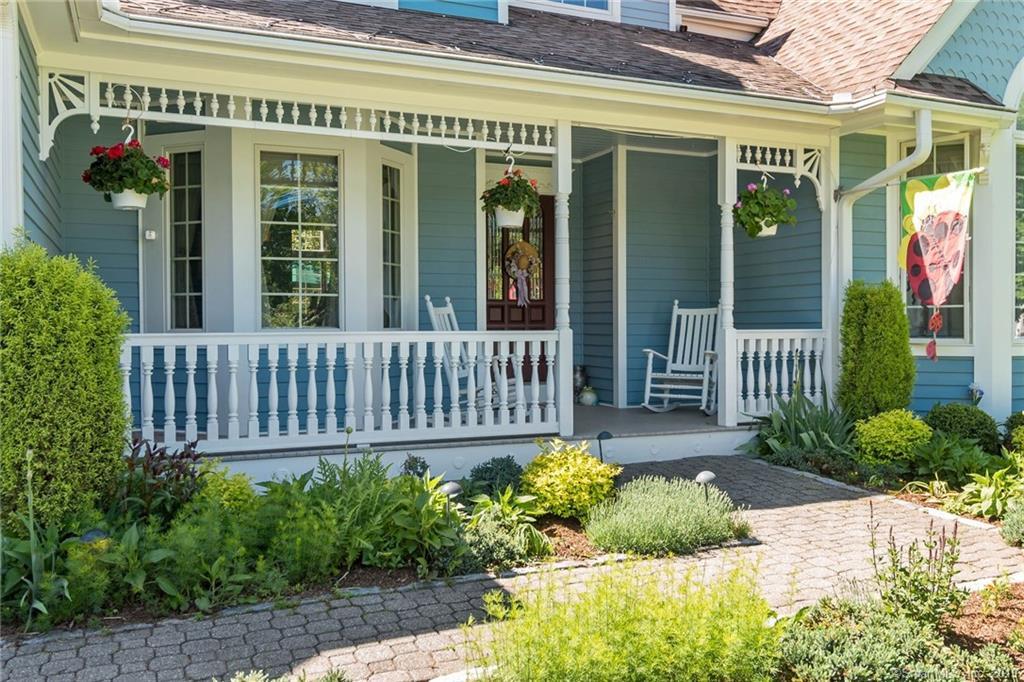 35 Autumn Lane - Photo 1