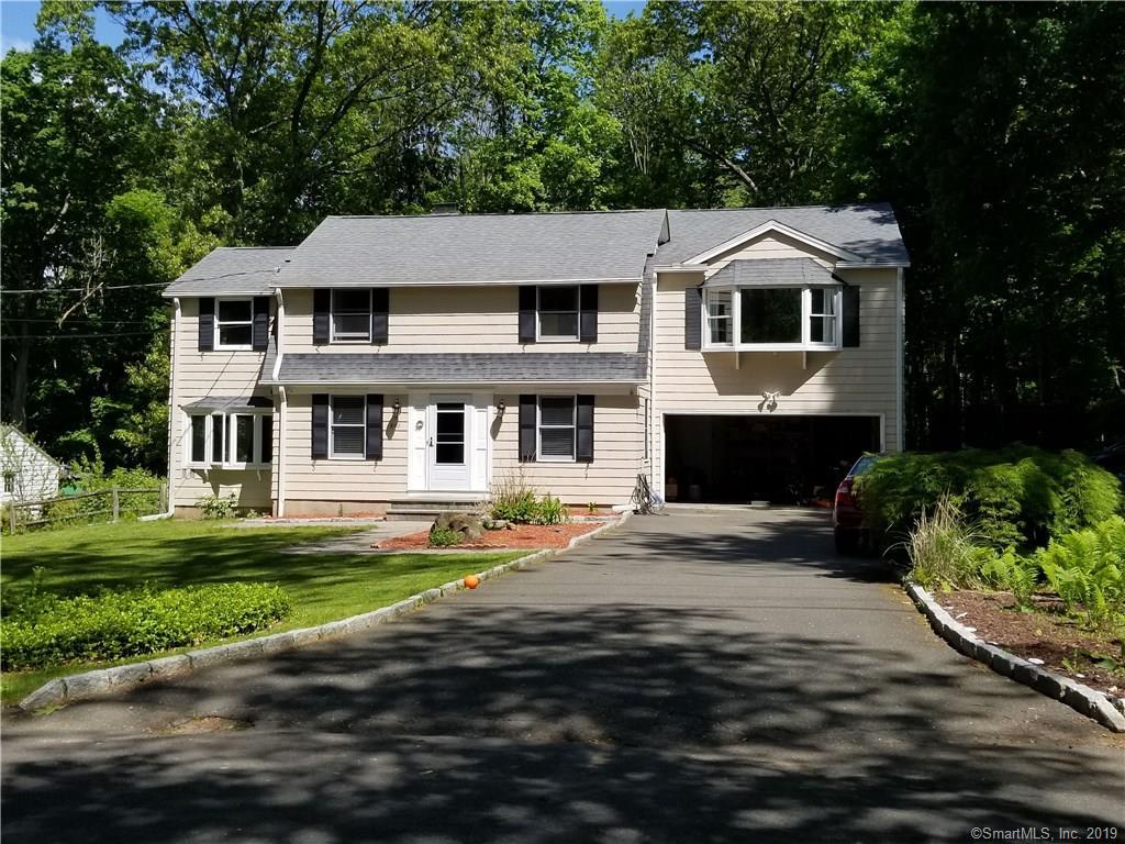 842 Birchwood Drive - Photo 1