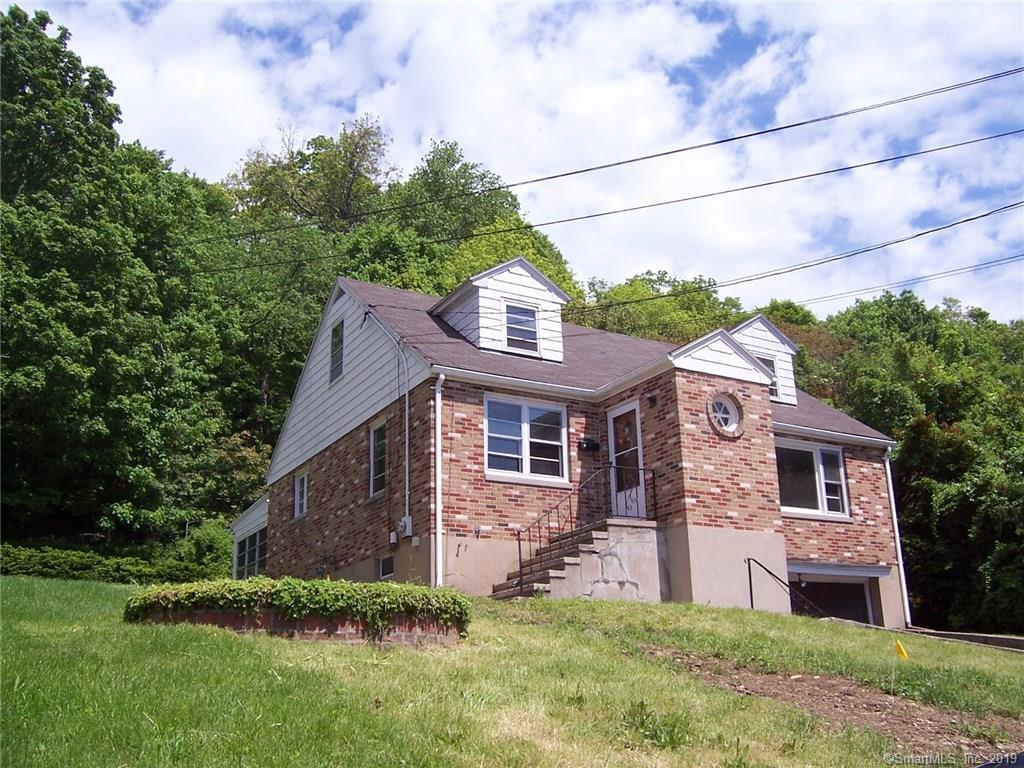 17 Woodbridge Avenue - Photo 1