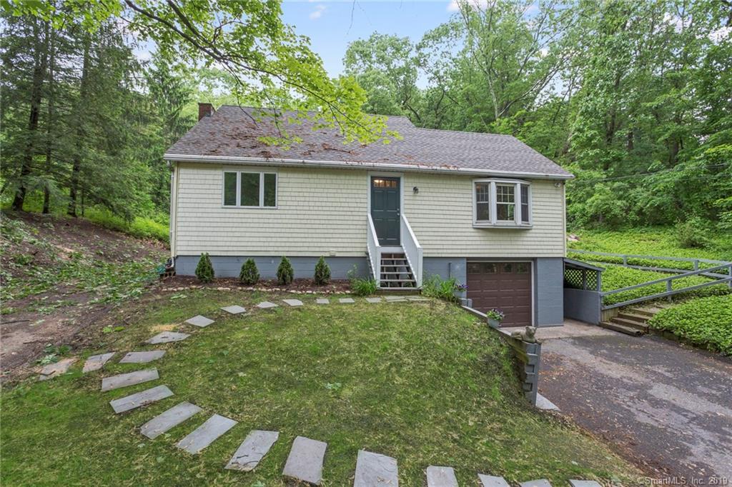 7 Shelter Rock Road - Photo 1