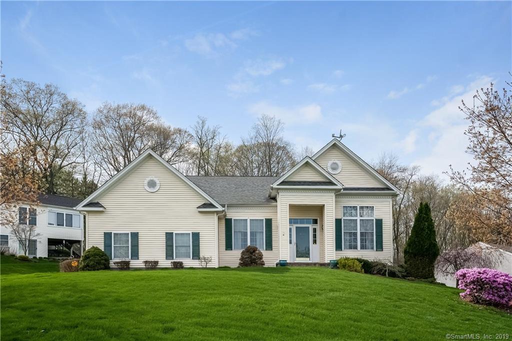 24 Vista Way - Photo 1