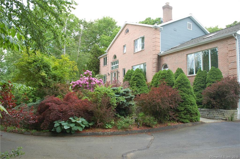 26 James Lane - Photo 1