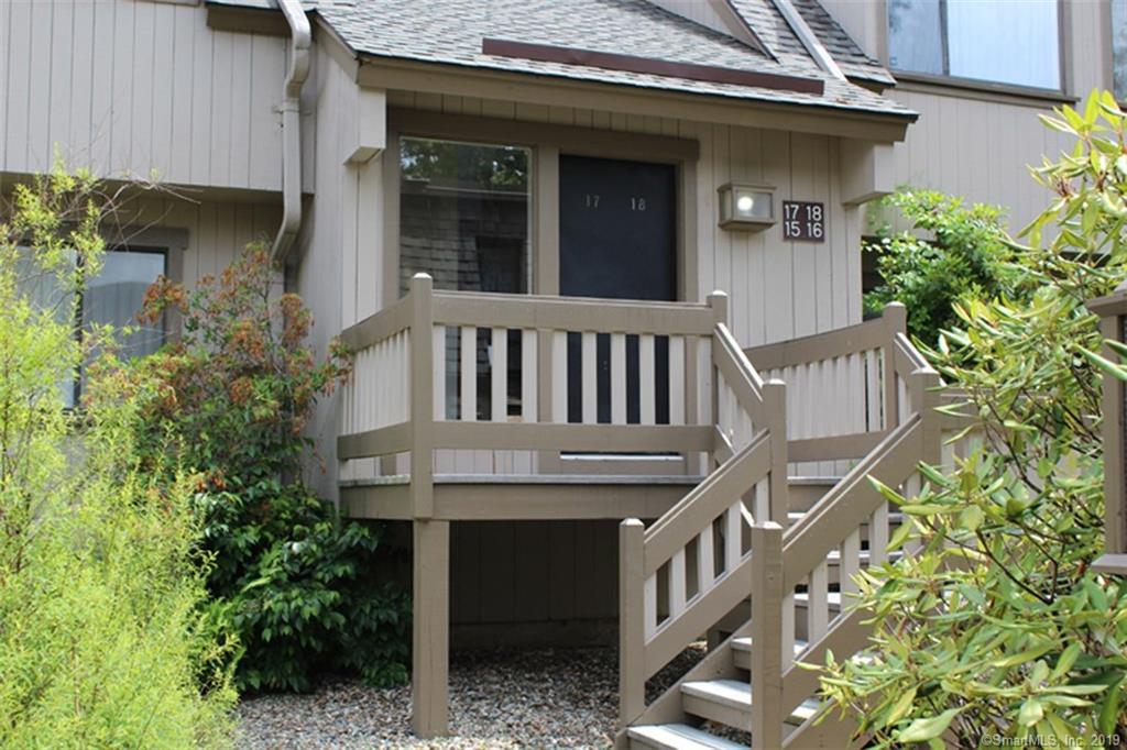 18 Great Meadow Lane - Photo 1